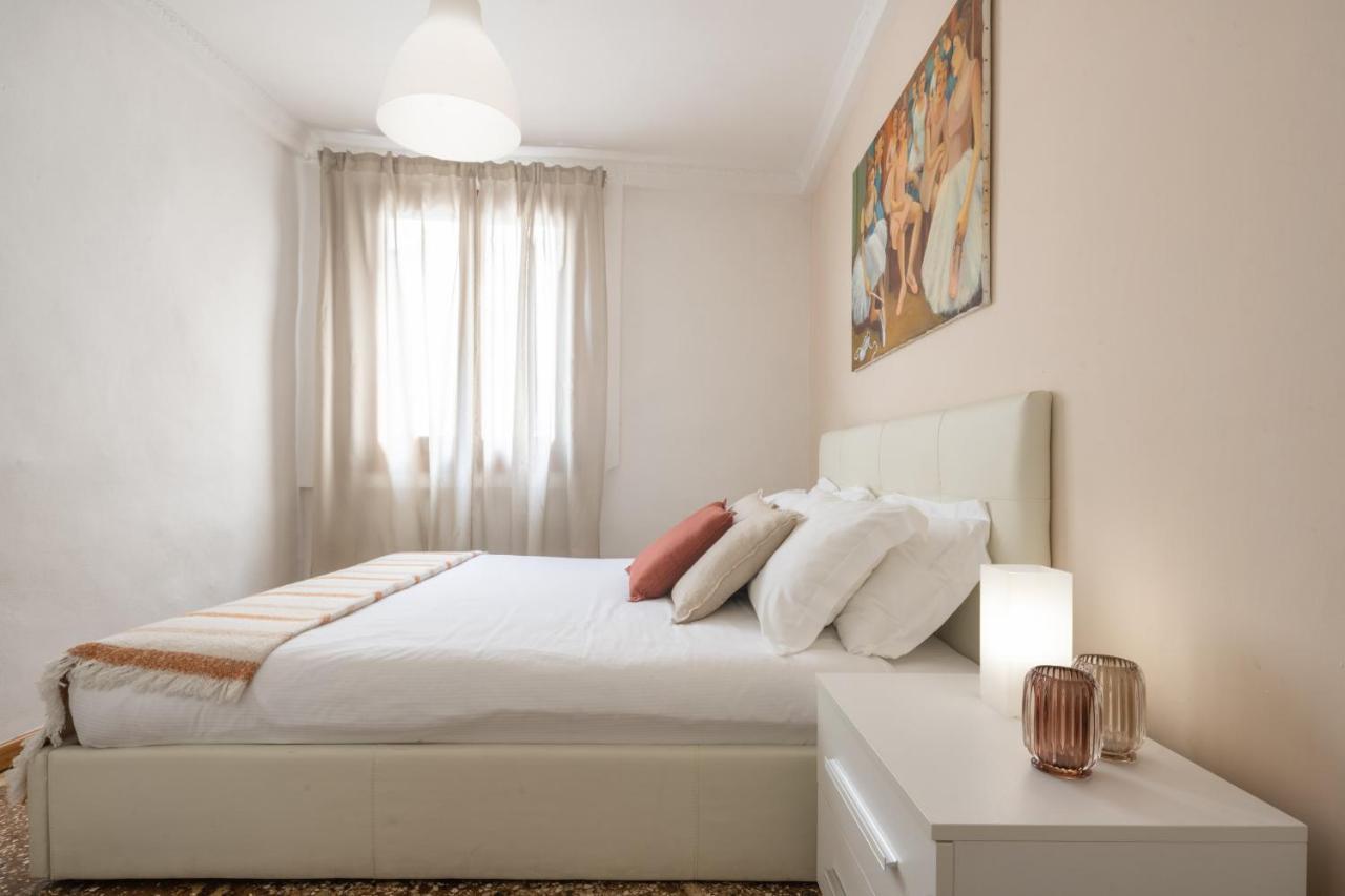 Santa Maria Formosa Terrace R&R Apartment เวนิส ภายนอก รูปภาพ