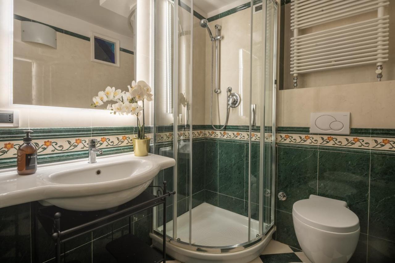 Santa Maria Formosa Terrace R&R Apartment เวนิส ภายนอก รูปภาพ